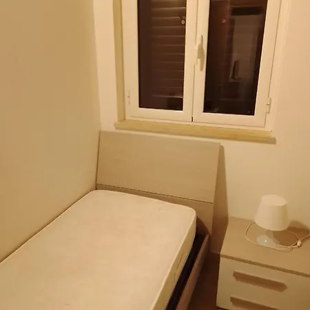 Casa Vacanza Calabria Apartment *
